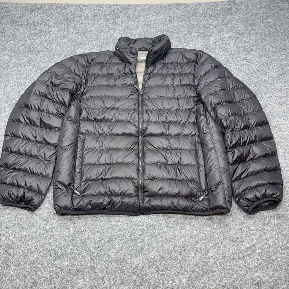 TUMI PAX Mens Packable Puffer Jacket Black XL Converts to Travel Neck Pillow
